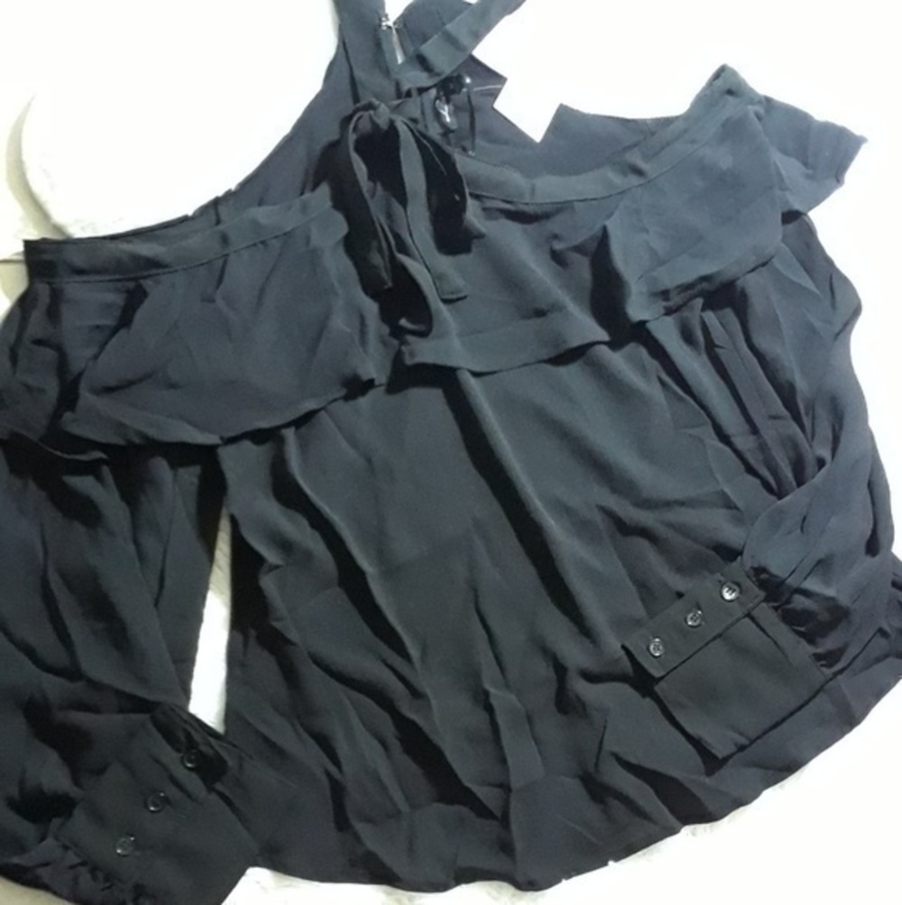 Love University Ruffle Cold Shoulder Blouse - Picture 5 of 8
